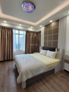 Bán căn ghép SaiGon Pearl diện tích 230m2 với 5pn nội thất đã có sẵn