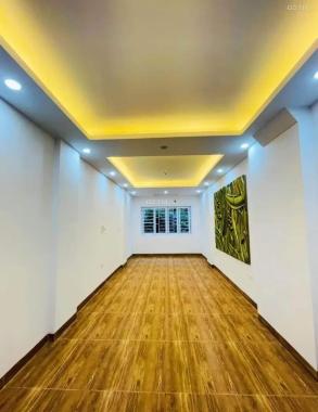 Nhà Đẹp Ngõ 68 Thạch Bàn. #DT34m_5T_Giá_Chỉ_3_15Tỷ - 7 Chỗ Chạy Vòng Quanh - Trước Nhà ÔTÔ Tránh.