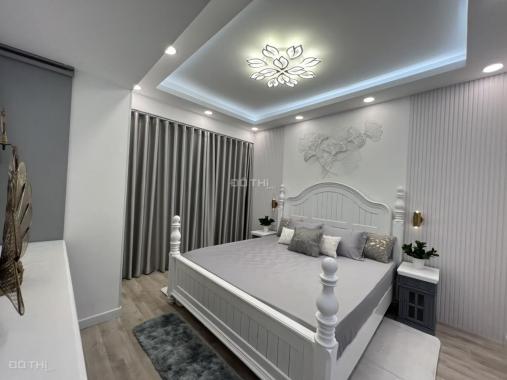 Bán căn hộ ghép Saigon Pearl tầng cap 5pn, 290m2 nội thất có sẵn thoáng mát