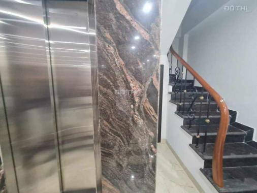 Ô tô đỗ cửa, thang máy - phố Hoàng Ngân, Thanh Xuân - DT 55m2x7T - nhỉnh 8 tỷ