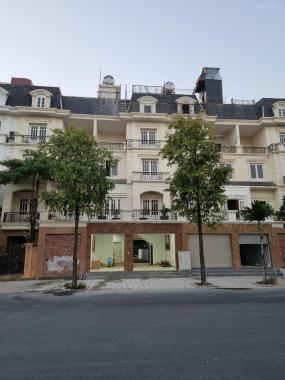 Chính chủ bán căn shophouse 2 mặt tiền. Có sẵn dòng tiền. Sổ đỏ lâu dài.