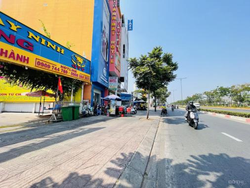 Mặt tiền đại lộ Phạm Văn Đồng ngang 10m siêu đẹp ngay TTTM Gigamall thích hợp xây tòa nhà VP, KS