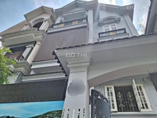 Cho thuê biệt thự khu Phan Xích Long, Phú Nhuận, 4 tầng, KDTD
