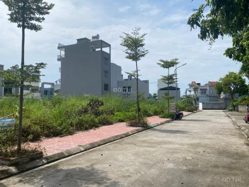 BÁN ĐẤT THỔ CƯ NGÕ 13 CAO THẮNG. DT:200M2,MT:6M. GIÁ 2 TỶ XXX TRIỆU !!!