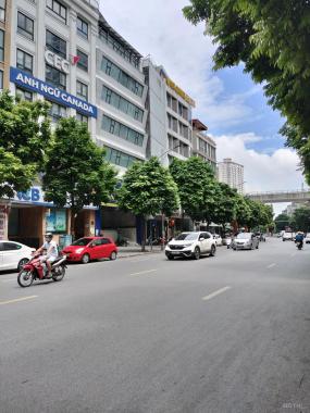 Bán nhà mặt phố Khúc Thừa Dụ - mặt tiền rộng - sổ phân lô - kinh doanh đỉnh