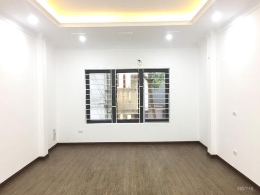 Bán nhà ngõ 530 Thụy Khuê, Tây Hồ 35m2 xây 5 tầng, gần phố giá 4.6 tỷ