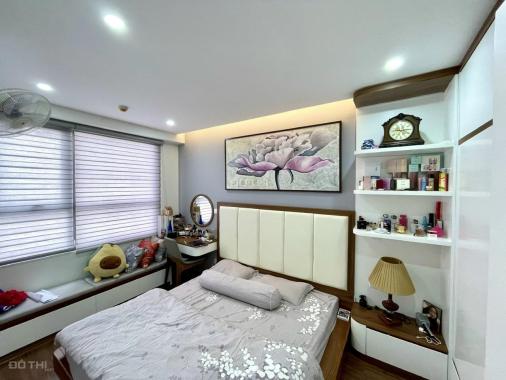 Bán căn hộ 2PN, 2WC, ban công ĐN, gồm nội thất - Vinhomes D'capital, Trần Duy Hưng