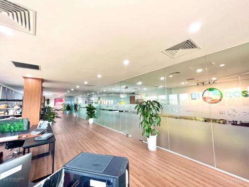 Còn duy nhất 1 sàn văn phòng 360m đã setup đầy đủ cơ bản khu Thanh Xuân, giá thuê 65 triệu/tháng