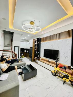 Mua cho con mà con không ở, bán nhà riêng Xã Đàn, 35.5m2, 3 phòng ngủ, sổ vuông, ở ngay, giá 5.1 tỷ