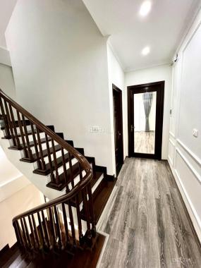 Bán nhà ngõ 460 Thụy Khuê, Tây Hồ 50m2 xây 5 tầng mới, nhà đẹp, ngõ rộng giá 5.8 tỷ