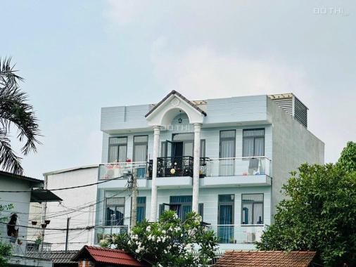 Bán nhà riêng tại Đường 4, Phường Linh Xuân, Thủ Đức, Hồ Chí Minh diện tích 180m2 giá 9.8 Tỷ