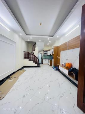 Bán nhà riêng tại Đường Ngô Gia Tự, Phường Đức Giang, Long Biên, Hà Nội diện tích 30m2 giá 3.38 T