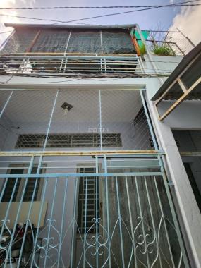 Bán nhà lầu đúc diện tích rộng hẻm 61 đường Phạm Ngọc Hưng. Giá chỉ 1,55 tỷ