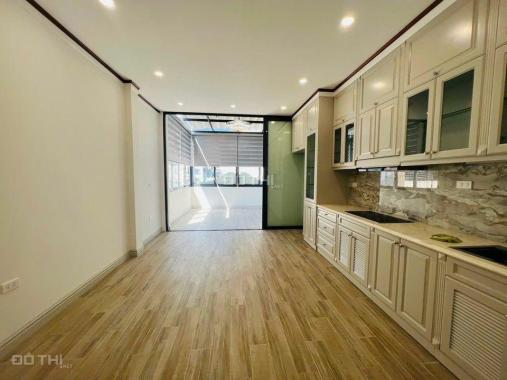 Sang nhượng nhà riêng 7 tầng Thụy Khuê, dt 51m2, mặt tiền 4.5m, nhà nhà thoáng, ở ngay, ngõ rộng, g