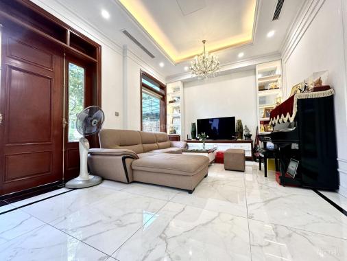 Cho thuê Biệt thự KĐT StarLake Ngoại Giao Đoàn, 5 P.Ngủ , Thang Máy, Nội thất Nhập Khẩu Full, 85tr