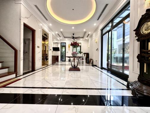 Cho thuê Biệt thự KĐT StarLake Ngoại Giao Đoàn, 5 P.Ngủ , Thang Máy, Nội thất Nhập Khẩu Full, 85tr