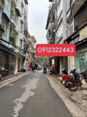 Gia đình tôi cần bán nhà Hoàng Hoa Thám 5 tỷ hơn 0912 322 443.