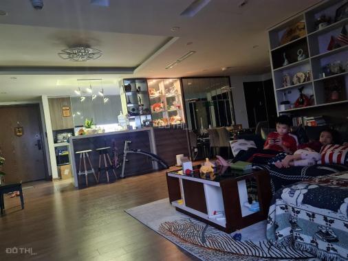 Cho thuê căn hộ chung cư tại Dự án Seasons Avenue, Hà Đông, Hà Nội diện tích 120m2 giá 21.000000 