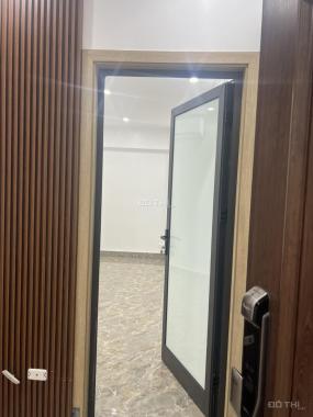 Cần bán căn chung cư phố Nguyễn Cơ Thạch , 90m2, 3N2VS, Giá 3 Tỷ3