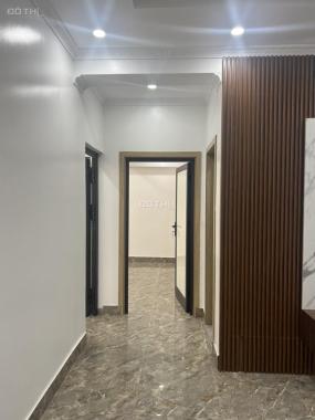 Cần bán căn chung cư phố Nguyễn Cơ Thạch , 90m2, 3N2VS, Giá 3 Tỷ3