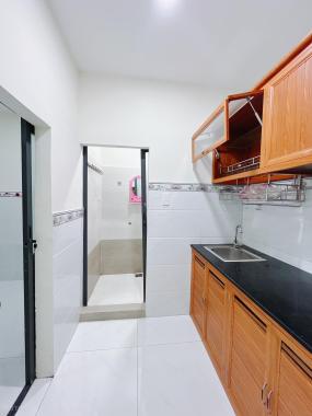 Chợ Phú Xuân, Thị Trấn Nhà Bè, 4m x 6m, 2 lầu, Sổ HR, vay được 1.5 tỉ. 1,9 tỷ