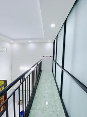 Chợ Phú Xuân, Thị Trấn Nhà Bè, 4m x 6m, 2 lầu, Sổ HR, vay được 1.5 tỉ. 1,9 tỷ