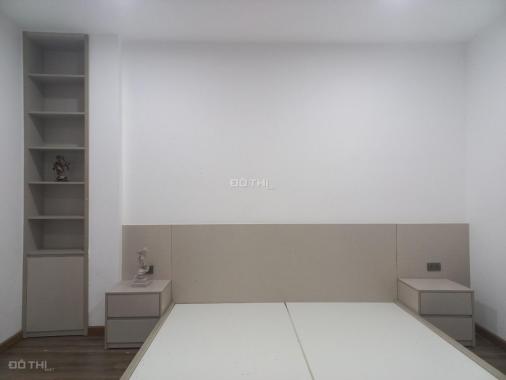 Bán nhà phố Đặng Văn Ngữ - Hồ Đắc Di . Cách đường ô tto 30m , DT 37m - Giá bán 4.95 tỷ