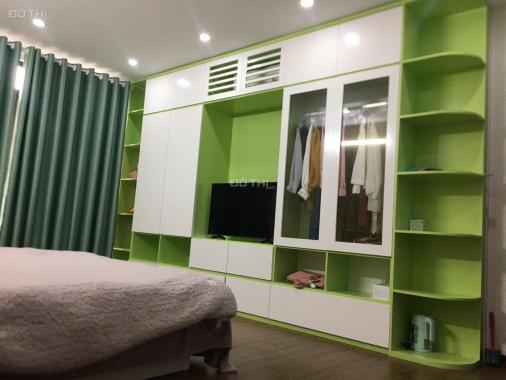 Chính chủ cần bán nhà Lô góc kinh doanh - gara - 7 chỗ dt 45m2 x 6 t ngõ thông 8,7 tỷ