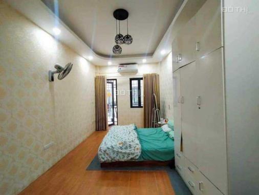 Bán nhà riêng tại Đường Long Biên 1, Phường Ngọc Lâm, Long Biên, Hà Nội diện tích 32m2 giá 275000