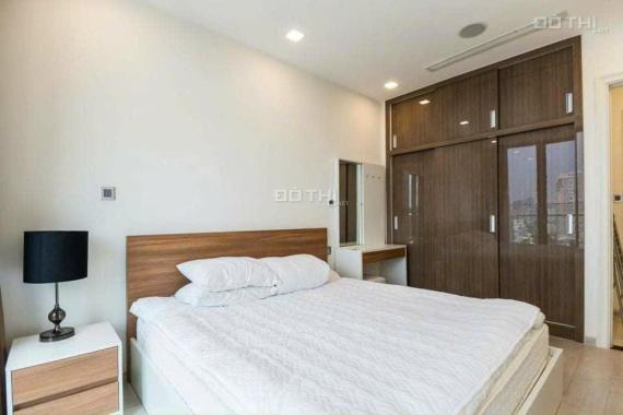 Cho thuê căn hộ chung cư tại Dự án Vinhomes Golden River Ba Son, Quận 1, Hồ Chí Minh diện tích 62m2