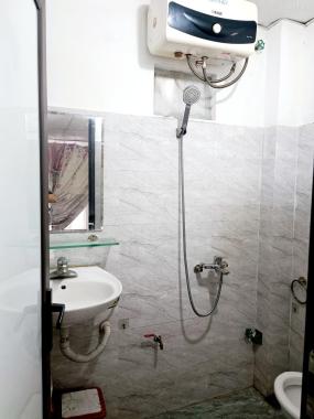 Bán đất có nhà Cấp 4 Tây Mỗ 51,6M2, 2P Ngủ, gần đường lớn, ô tô đô giá 1.85 tỷ