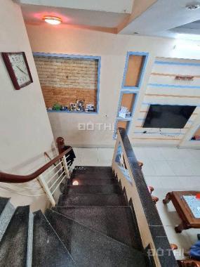 Bán nhà thị trấn Đông Anh, Mặt phố kinh doanh, 54m2, 3 tầng. giảm chào 100 tr