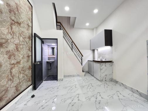 Nhà Bình Thạnh giáp Q1 - Gần các khu tiện ích -Nhà mới đẹp 2 tỷ nhích