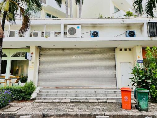 CHO THUÊ CỬA HÀNG TRUNG TÂM PHÚ MỸ HƯNG, QUẬN 7 GIÁ RẺ dtsd 107m2 trống suốt