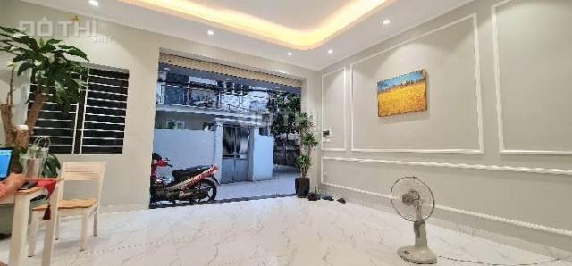 Nhà mới hoàn thiện, đẹp nhất phố Nguyễn an ninh, hoàng mai 40m2 5 tầng thang máy 7,9 tỷ.