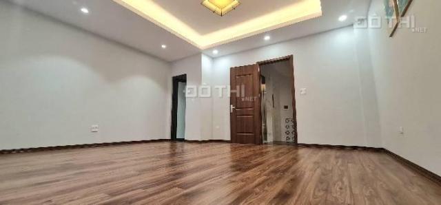 Nhà mới hoàn thiện, đẹp nhất phố Nguyễn an ninh, hoàng mai 40m2 5 tầng thang máy 7,9 tỷ.