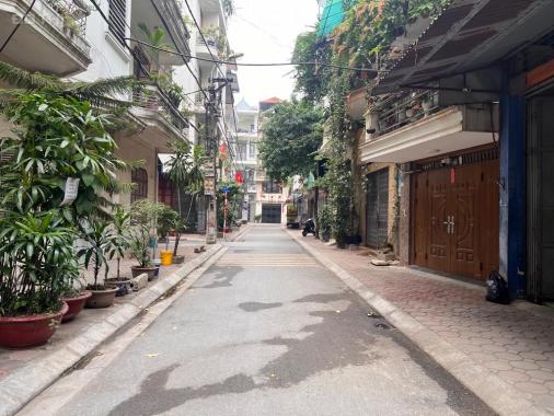 Bán nhà phân lô PHỐ KIM ĐỒNG.HOÀNG MAI. 65M.5 TẦNG.MT 4M. GIÁ CHÀO 14 TỶ. CÓ VỈA HÈ. GARA Ô TÔ