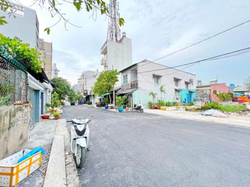 Cần bán 3 lô đất liền kề mặt tiền Đường Số Bình Thuận Quận 7 (cạnh Lâm Văn Bền).