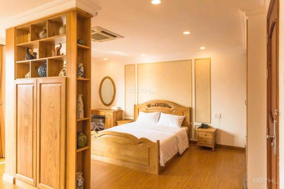 Cho thuê nhà phố góc đường Bùi Bằng Đoàn, Phú Mỹ Hưng, nhà đẹp, giá rẻ