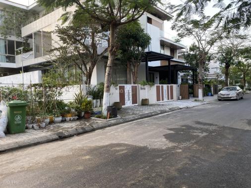 Gấp Gấp, Ra nhanh cặp Nam Hoà xuân 300m2, giá tốt, thương lượng sâu. LH 0906657980