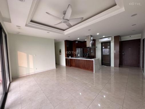 Hàng hot! Bán Căn hộ 3 phòng ngủ 112m2 tại Vinhomes D'Capitale đồ cơ bản, chỉ 7 tỷ, 0966410975