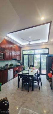 View hồ lộng gió - Biệt thự khu phân lô Tam Trinh - Cạnh Chợ Đầu Mối - Ô Tô Đỗ Cửa DT 60m2 x 5 tầng