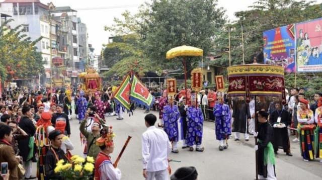 CHO THUÊ MẶT BẰNG TẦNG 1 NGÃ 3 CHỢ PHỐ TRIỀU KHÚC