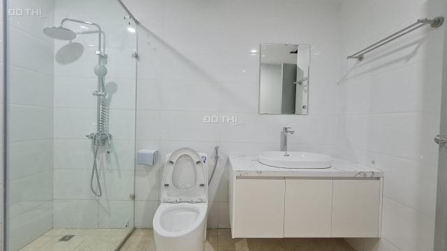 Cần bán căn 135m2 tòa B2 giá 3.5 tỷ bao phí sang sổ , full nội thất mới , nhận nhà ở ngay