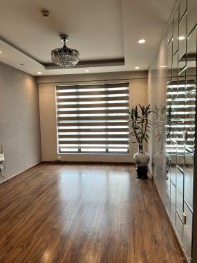 Cho thuê căn 3PN 2VS DT 130m2 giá 20 triệu Golden Palm Lê Văn Lương, LH :0343359855