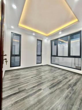 Bán nhà phân lô khu Kim Đồng,42m2 x 5 tầng, Gara ô tô, kinh doanh, giá 7,2 Tỷ