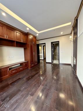 Tặng gói nội thất 380triệu, căn hộ 102m2 tại HC Golden City, nhận nhà full đồ cao cấp