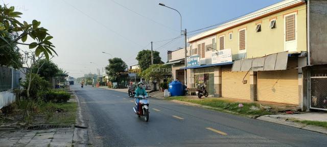 Bán nhà mặt tiền ĐT 833B xã Long Định, Cần Đước, Long An. Vị trí Kinh doanh đẹp. LH 0942828398