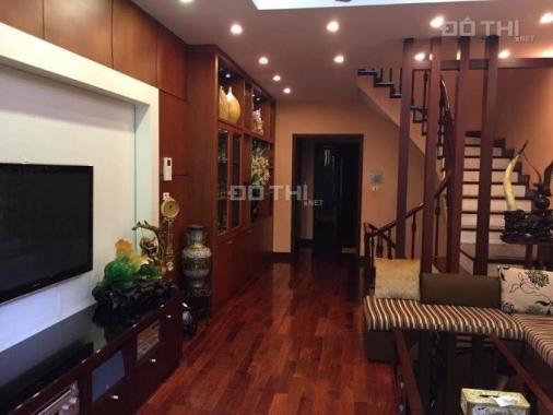 Bán nhà mặt ngõ Dịch Vọng, Cầu Giấy 50m2 3.5 tầng, 1 nhà ra phố 5.9 tỷ giao thông thuận tiện