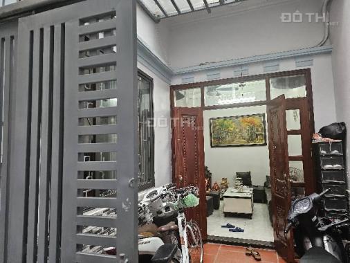 Bán nhà Thái Hà-Trung Liệt, cách phố 50m, nhà đẹp 48m2x4 tầng, giá 5,6 tỷ